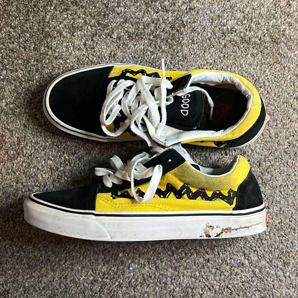 Vans Old Skool Peanuts Charlie Brown Size 9.5 Men’s